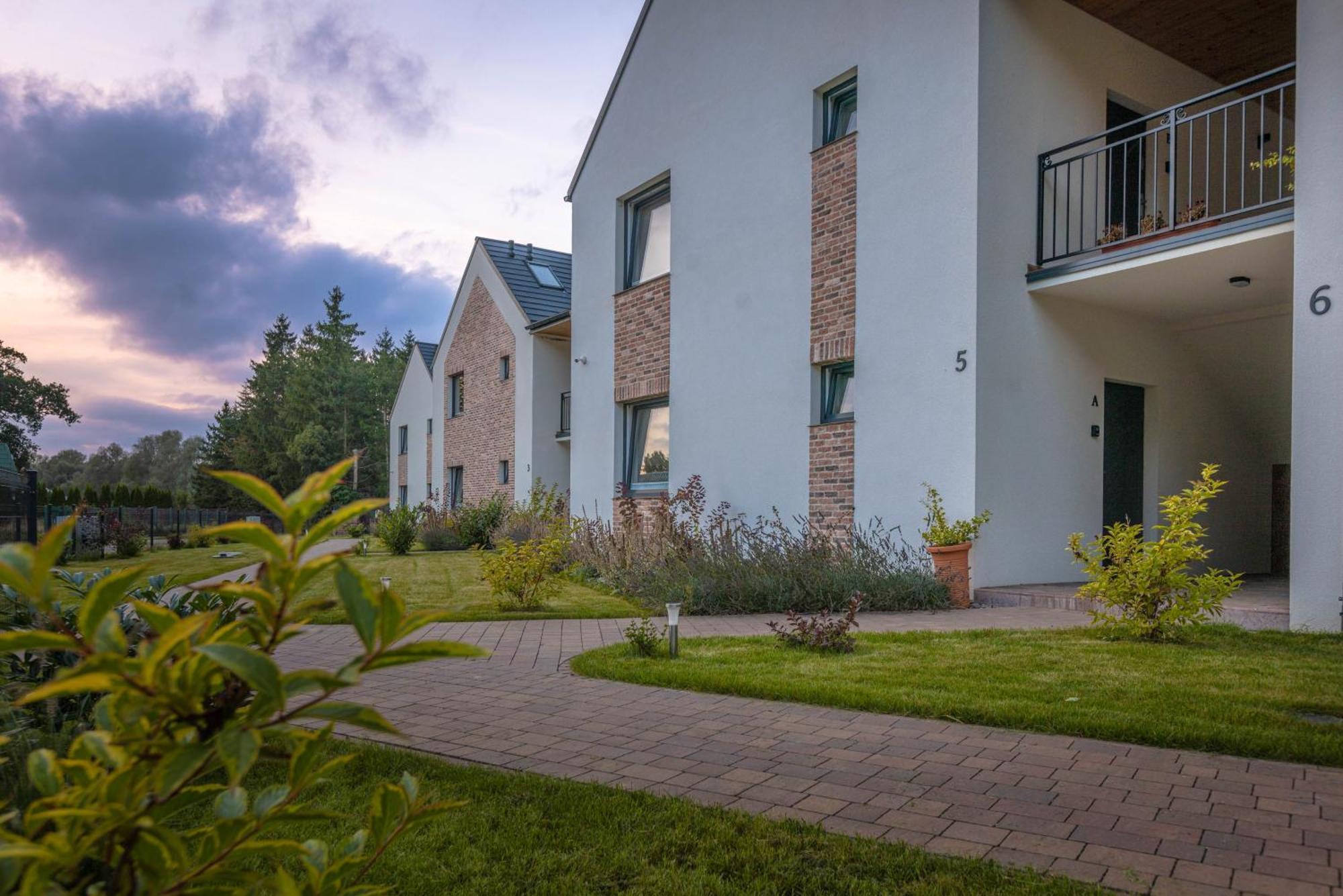 Apartamenty 7 Debow Pleśna Kültér fotó